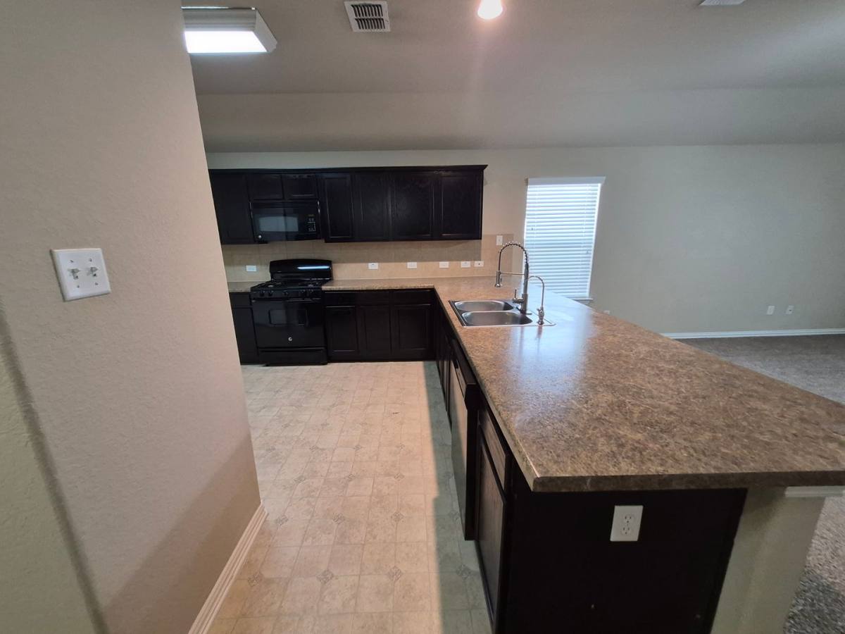 House for rent at 8915 Audubon Park, Converse, TX 78109