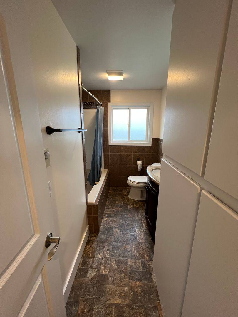 House for rent at 8538 Adams Rd N, Quincy, WA 98848