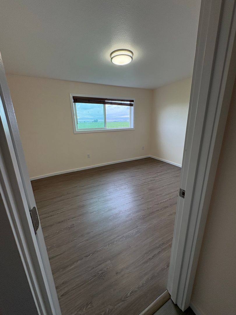 House for rent at 8538 Adams Rd N, Quincy, WA 98848
