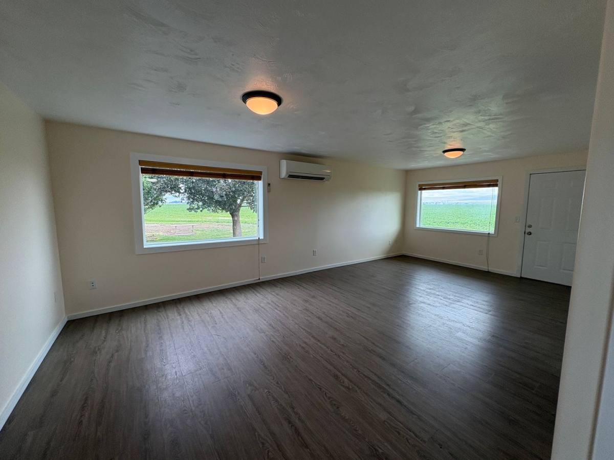 House for rent at 8538 Adams Rd N, Quincy, WA 98848