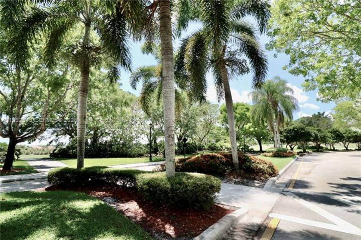 House for rent at 2686 Palmer Place, Fort Lauderdale, FL 33332