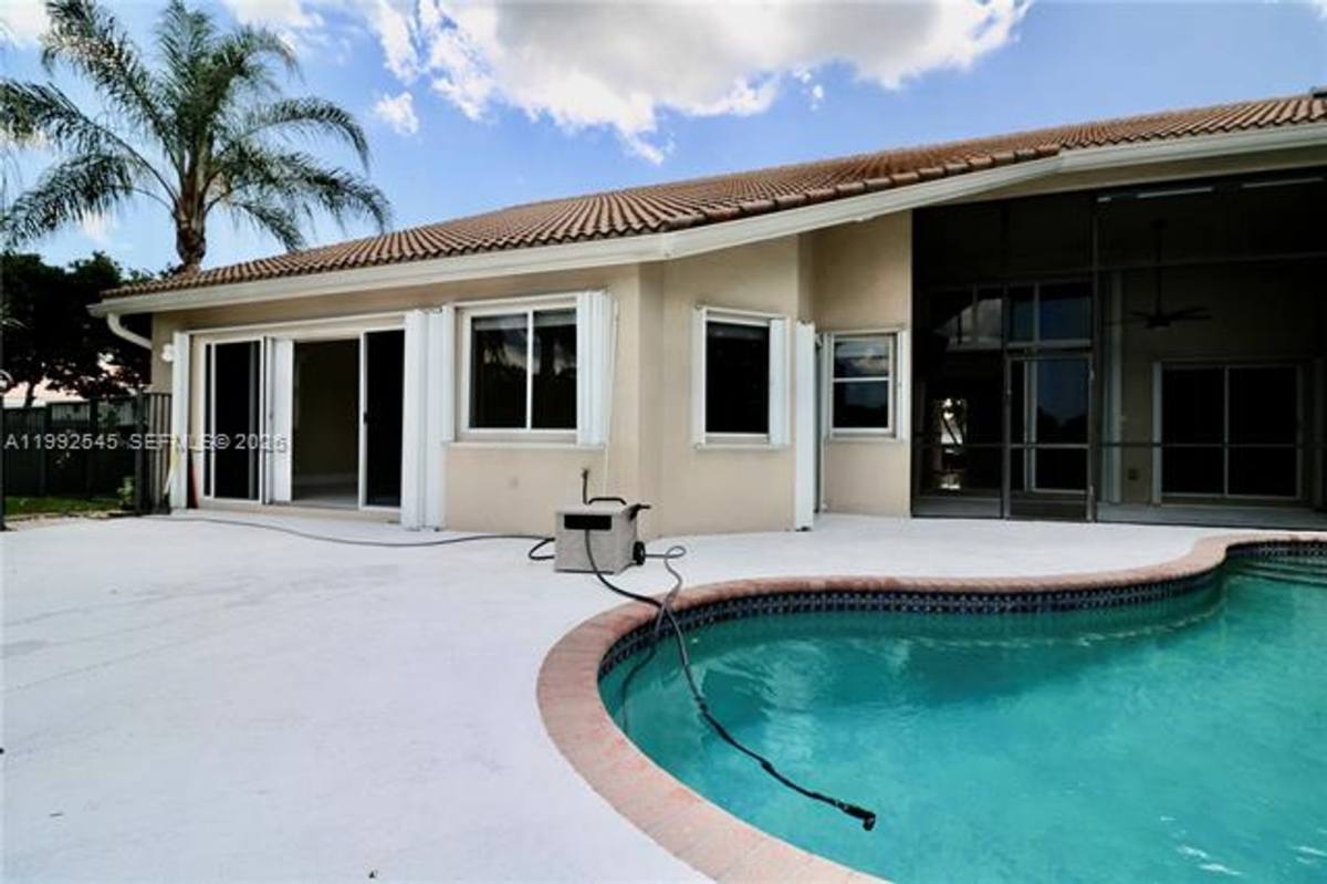 House for rent at 2686 Palmer Place, Fort Lauderdale, FL 33332