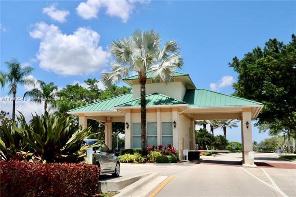 House for rent at 2686 Palmer Place, Fort Lauderdale, FL 33332