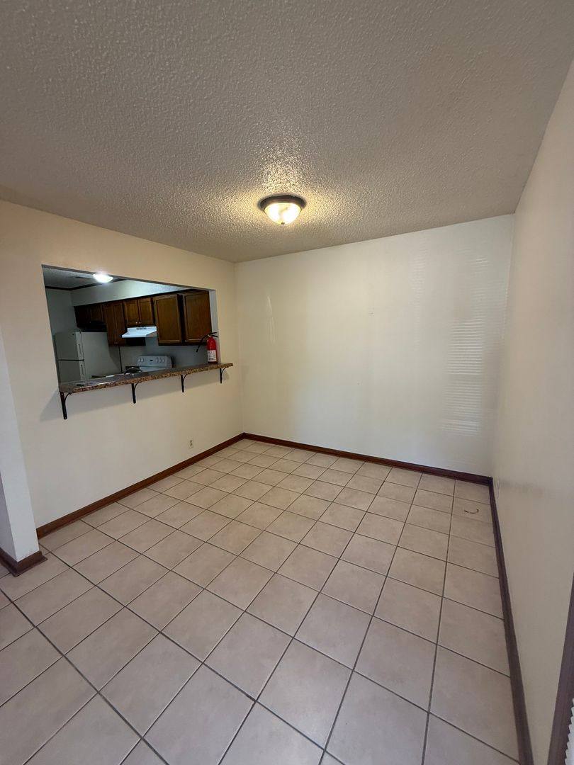 Apartment for rent at 8231 Bayou Fountain Ave, Baton Rouge, LA 70820