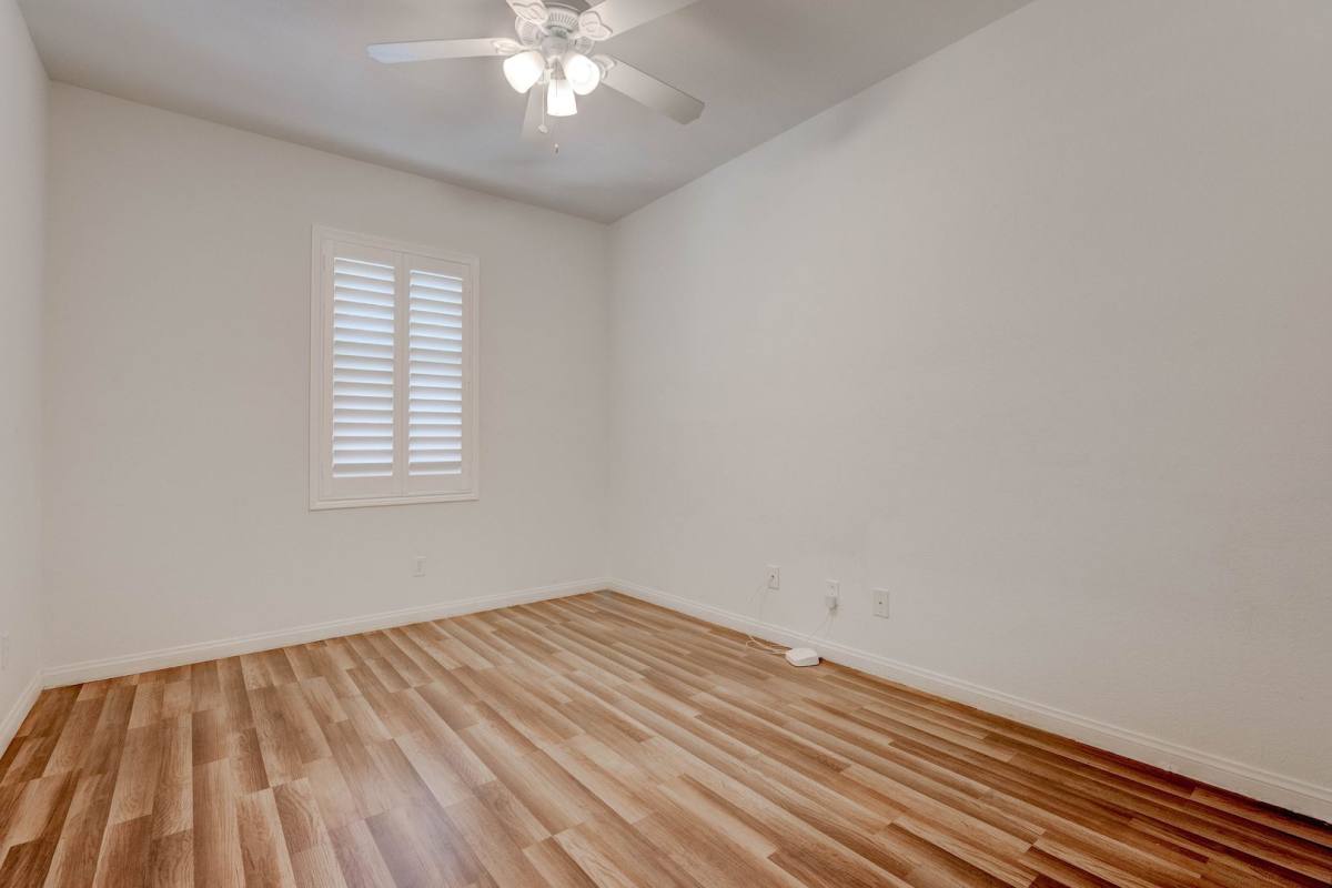 House for rent at 985 Noah Valley St, Henderson, NV 89052