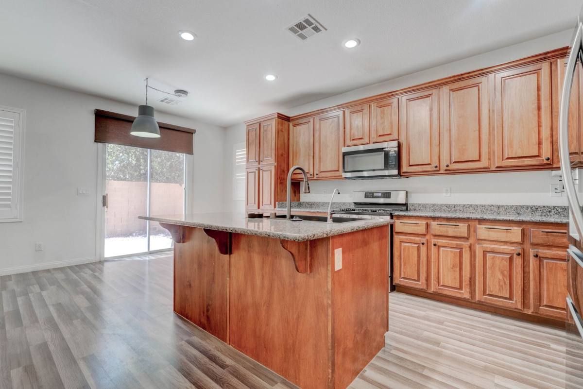 House for rent at 985 Noah Valley St, Henderson, NV 89052