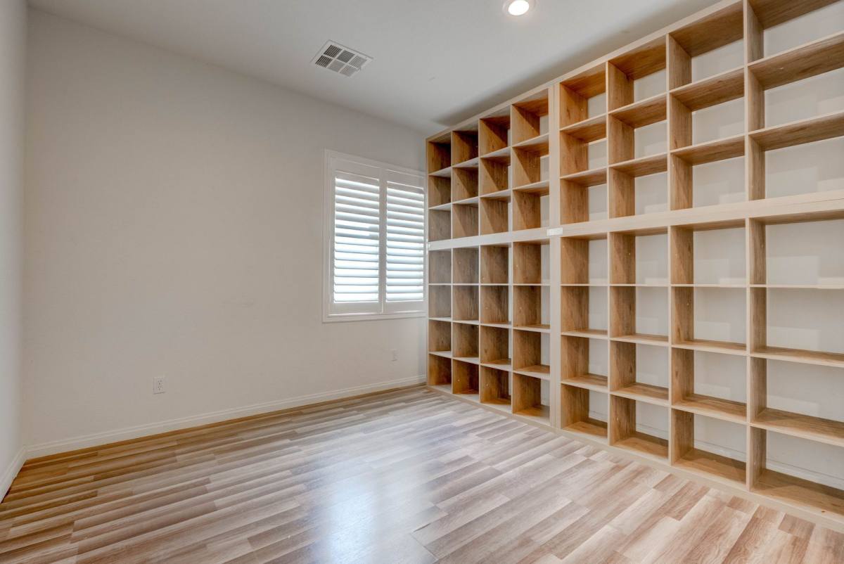 House for rent at 985 Noah Valley St, Henderson, NV 89052