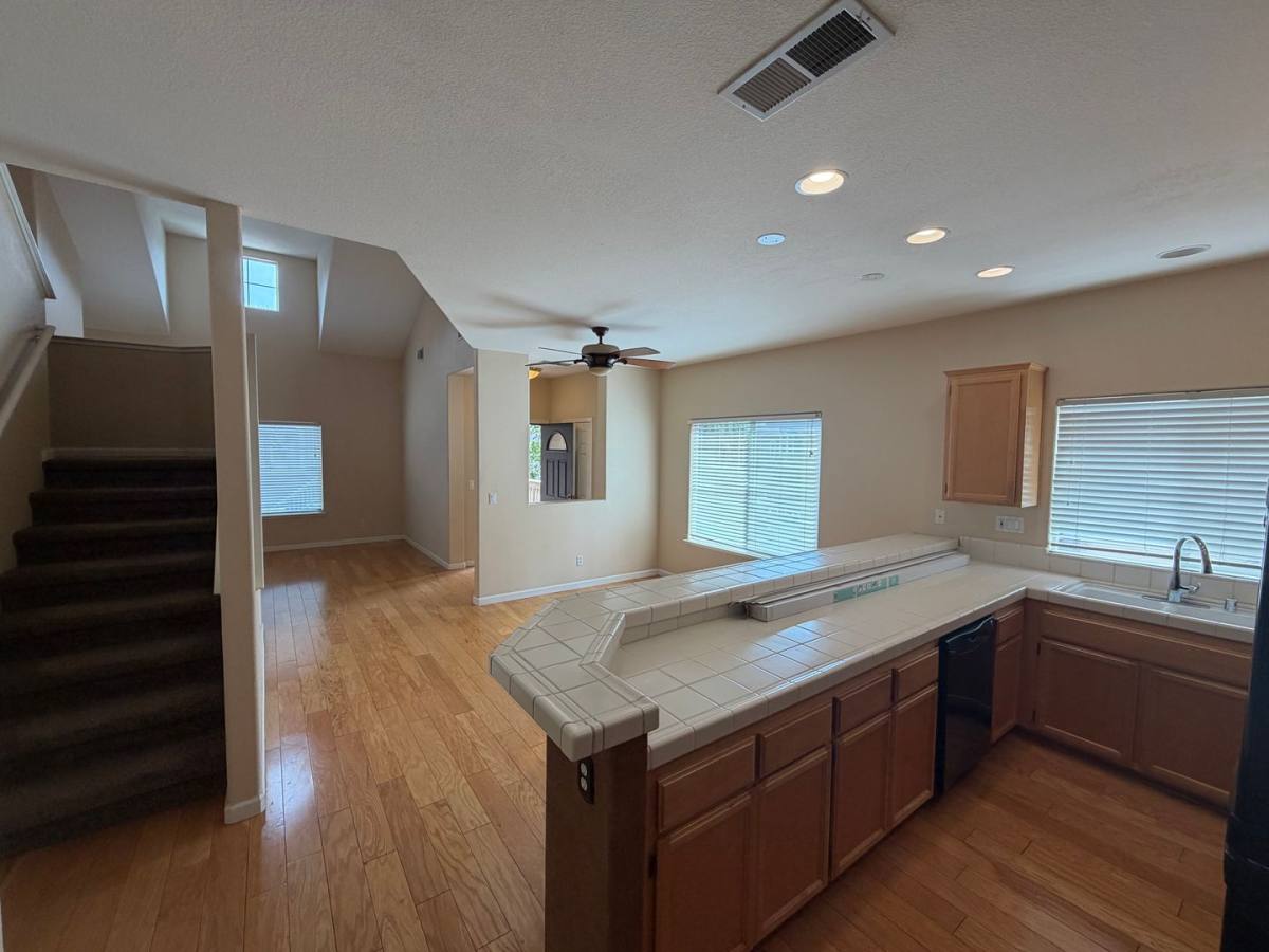 House for rent at 1324 Kondos Ave, Sacramento, CA 95814