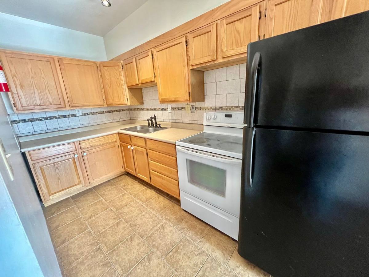 Apartment for rent at 219-221 W High St, Bellefonte, PA 16823
