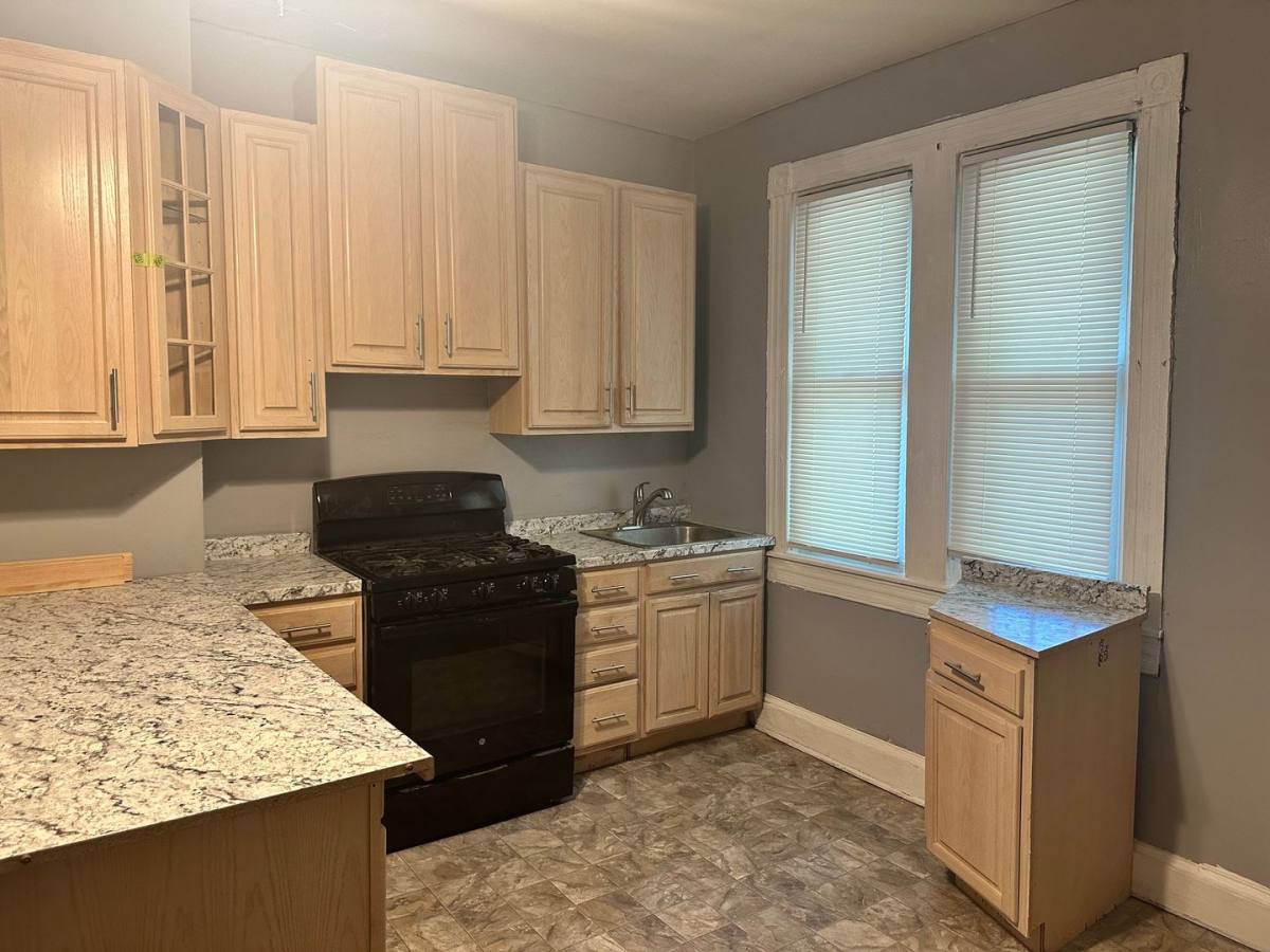House for rent at 619 N Pulaski St, Baltimore, MD 21217