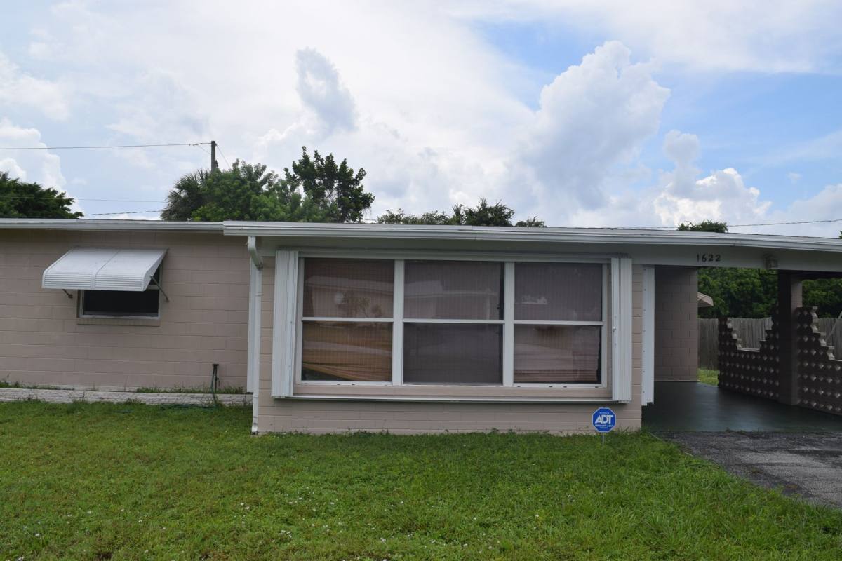 House for rent at 1622 NE Maureen Court, Jensen Beach, FL 34957