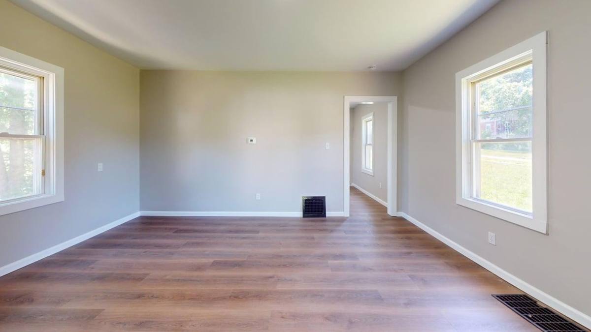 House for rent at 1280 7th Ave, Akron, OH 44306