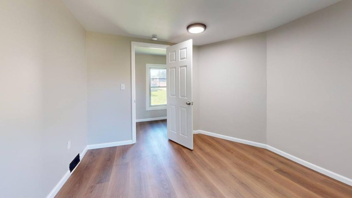 House for rent at 1280 7th Ave, Akron, OH 44306