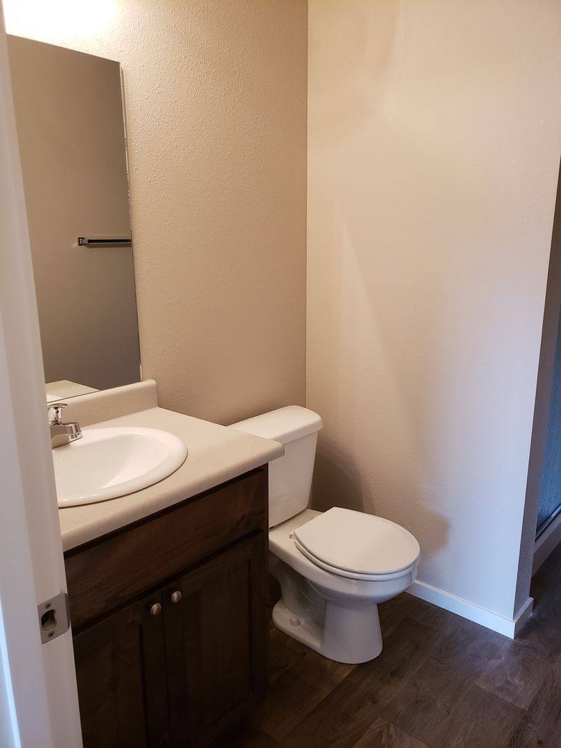 Apartment for rent at 249-261 Hiatt Lane, Central Point, OR 97502