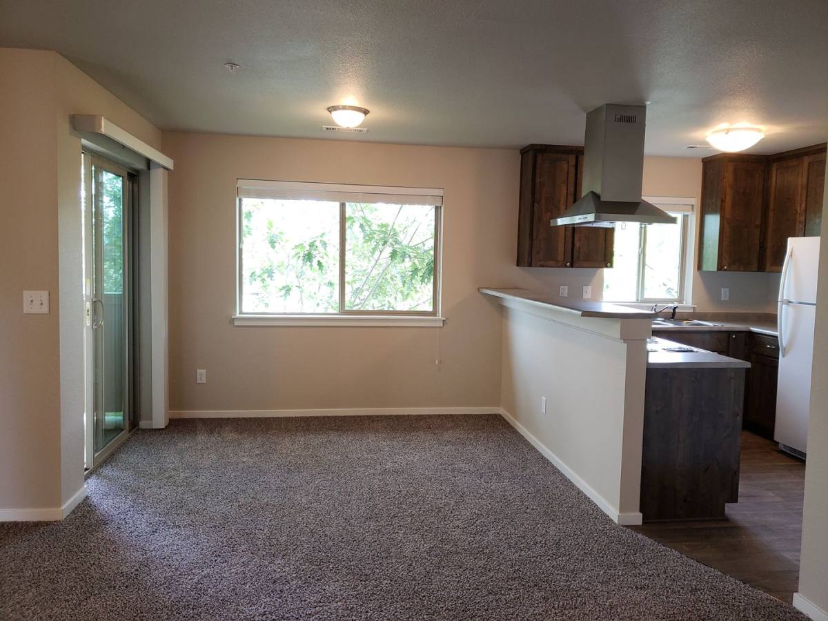 Apartment for rent at 249-261 Hiatt Lane, Central Point, OR 97502
