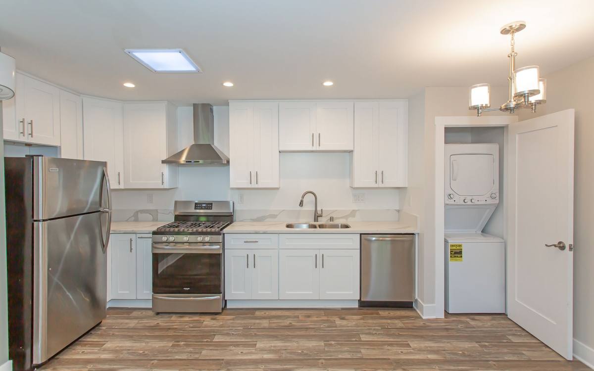 Apartment for rent at 2855 Unicornio St, Carlsbad, CA 92009