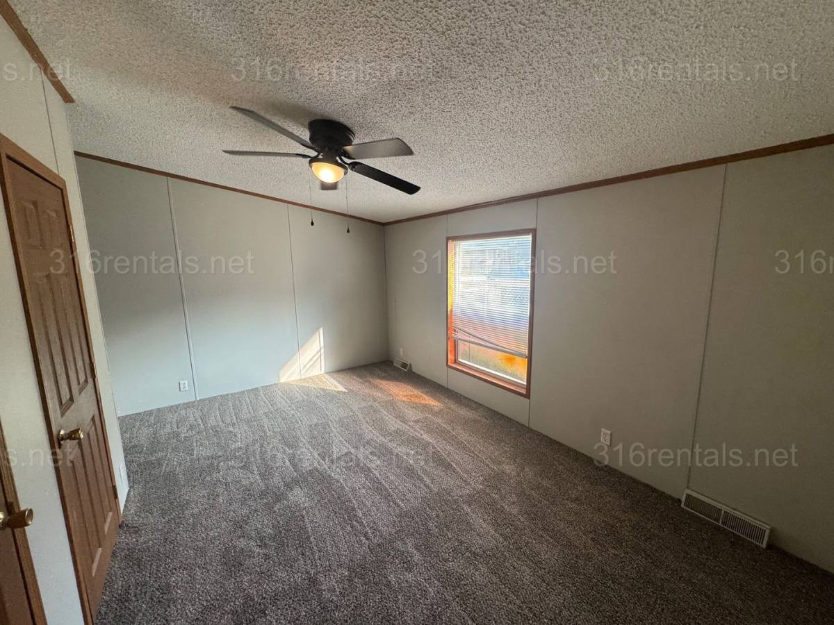 House for rent at 114 Blaine St, Walton, KS 67151