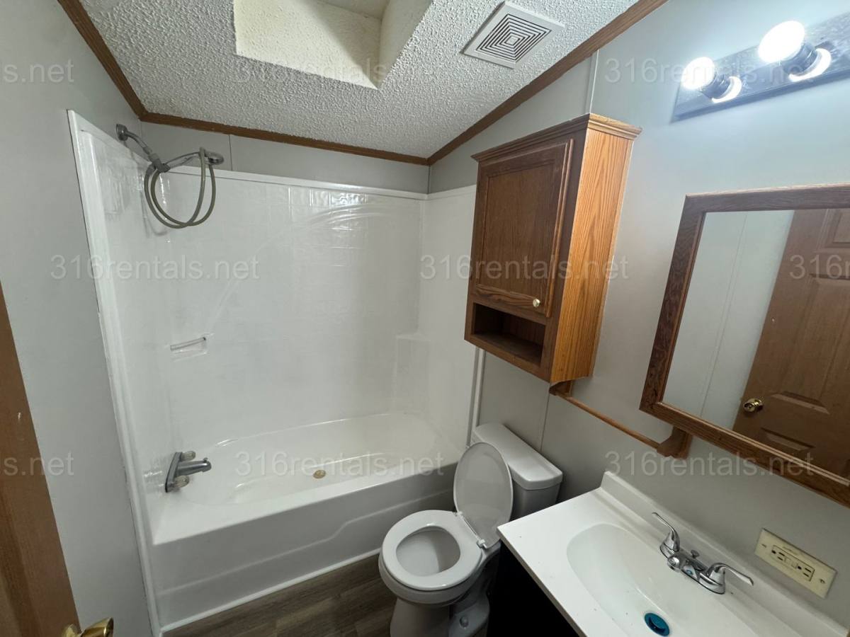 House for rent at 114 Blaine St, Walton, KS 67151
