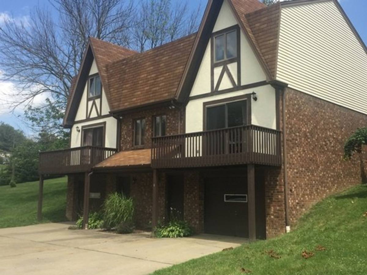 Apartment for rent at 751 Weirich Ave, Washington, PA 15301