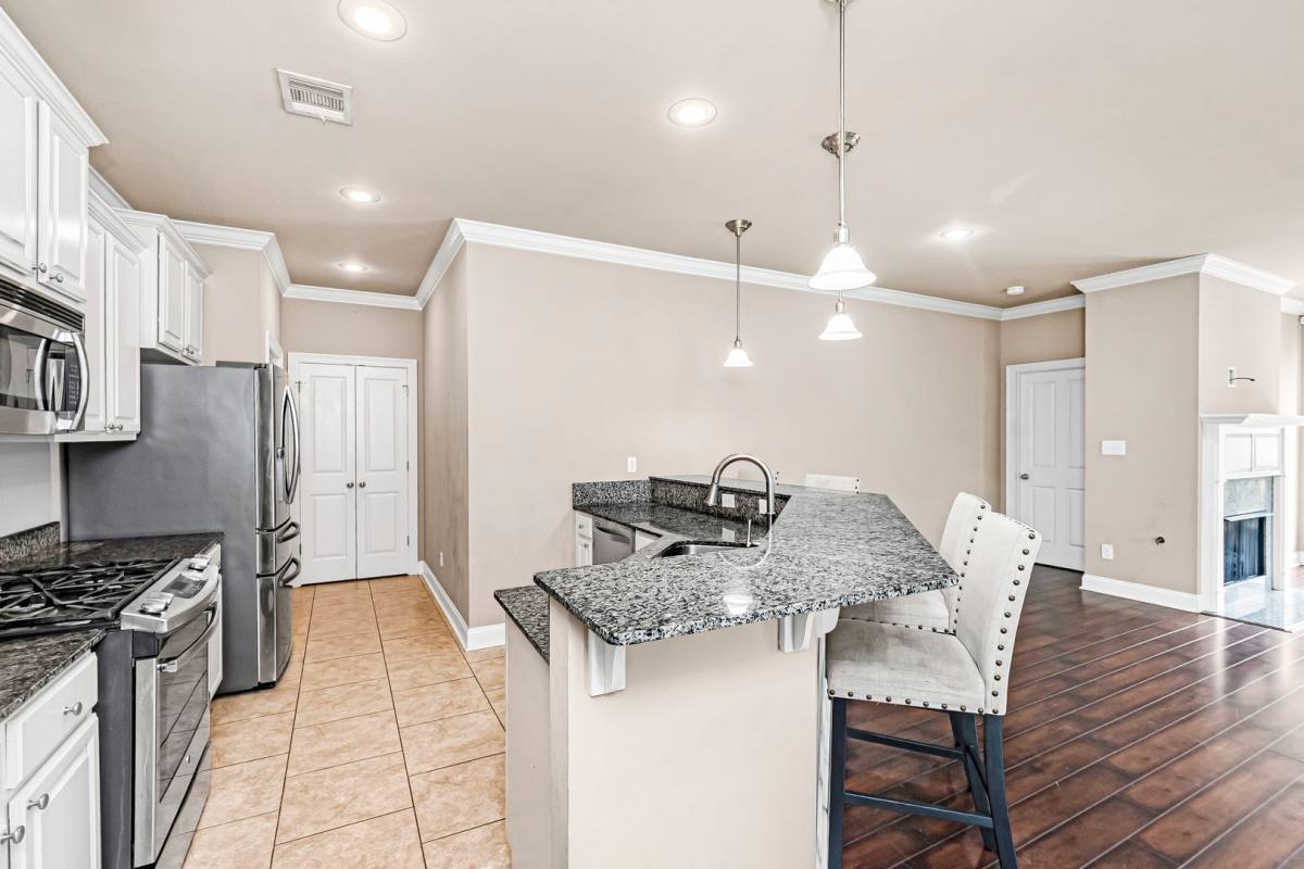 Townhouse for rent at 18177 Pinehurst Dr, Prairieville, LA 70769