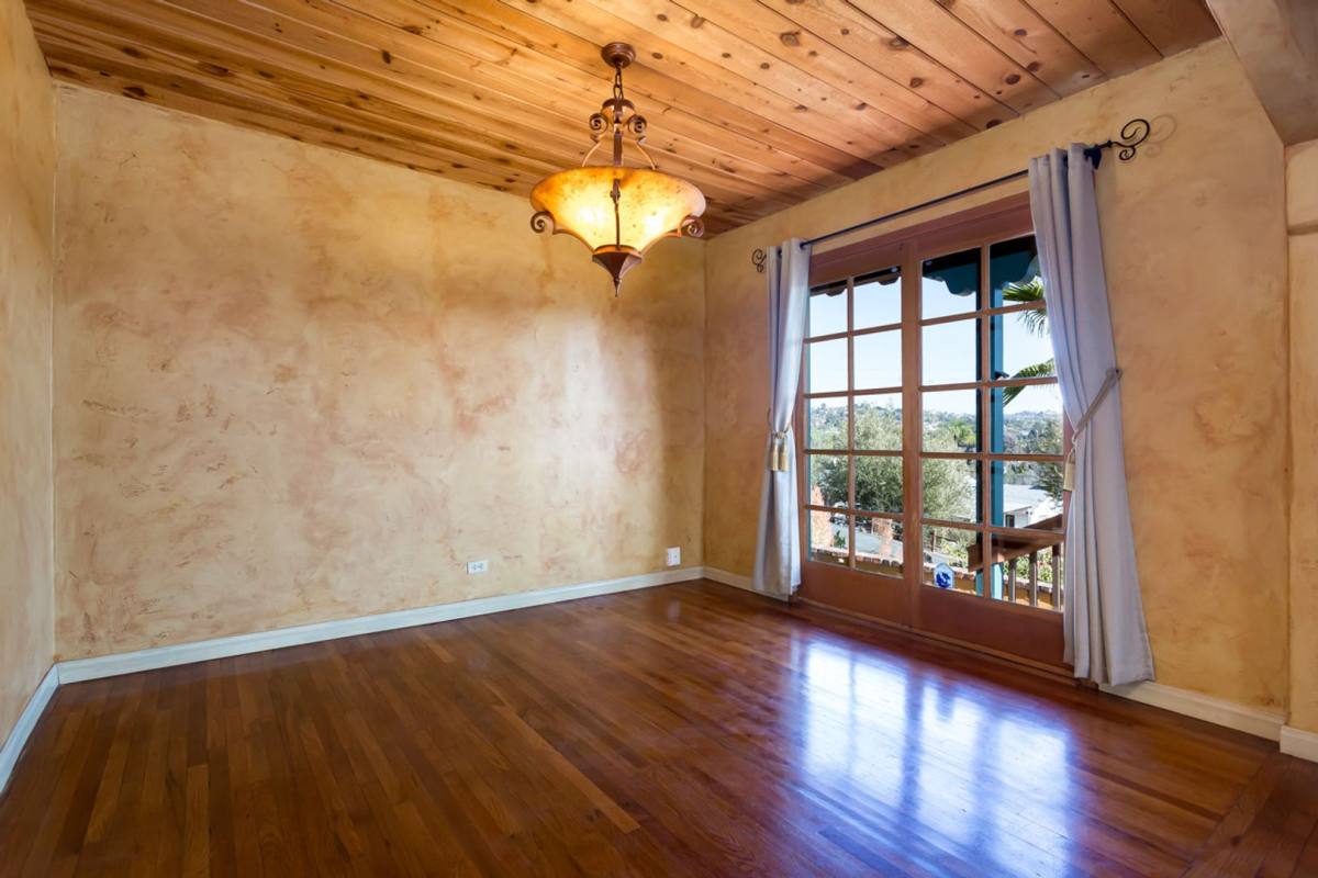 House for rent at 8873 Golf Dr, Spring Valley, CA 91977