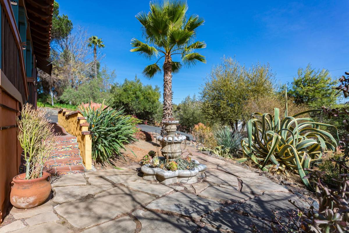 House for rent at 8873 Golf Dr, Spring Valley, CA 91977