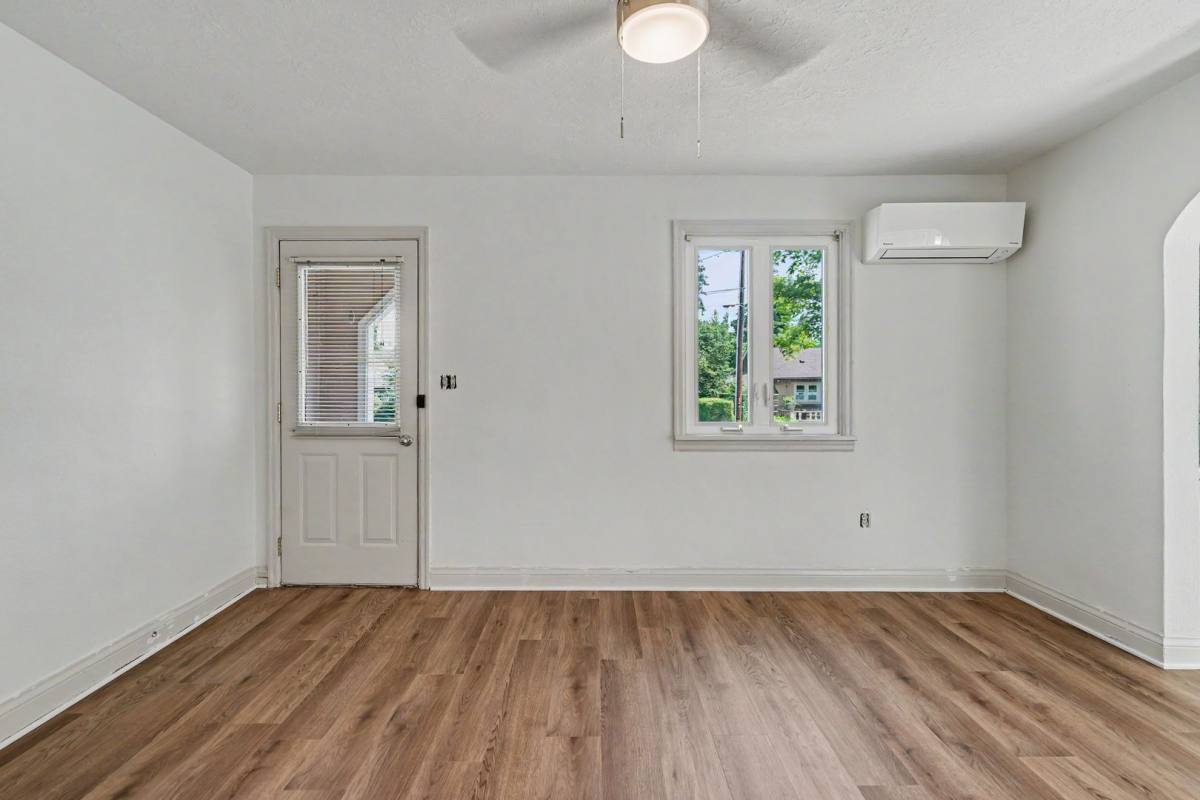 Apartment for rent at 2151-2153 Winter St SE, Salem, OR 97302