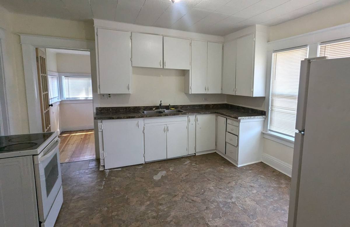 House for rent at 1784 Hoyt St, Muskegon, MI 49442
