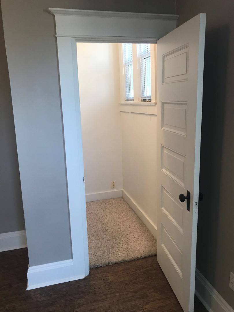 Apartment for rent at 937 Columbia Ave, Fort Wayne, IN 46805