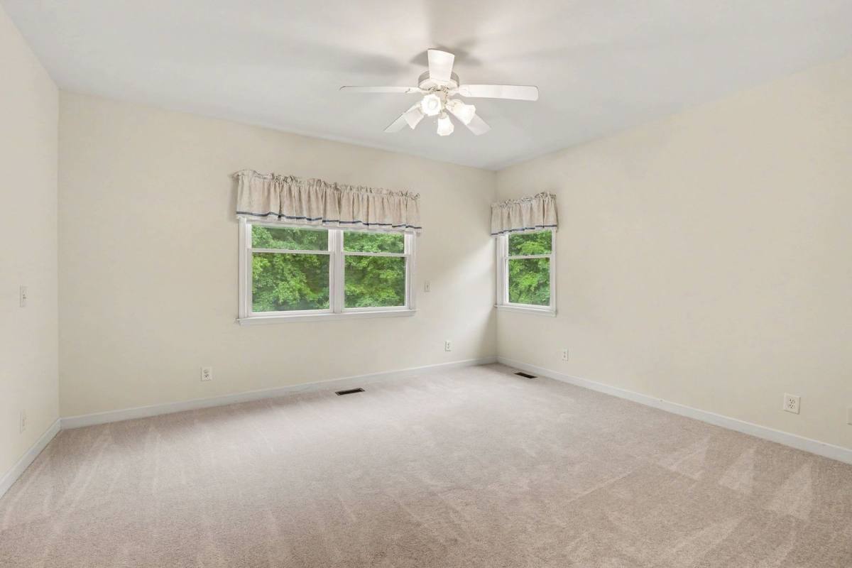 House for rent at 10 Piper Place, Fredericksburg, VA 22405