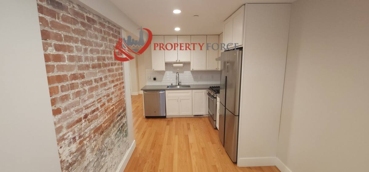 Apartment for rent at 1664-1668 Newcomb Ave, San Francisco, CA 94124