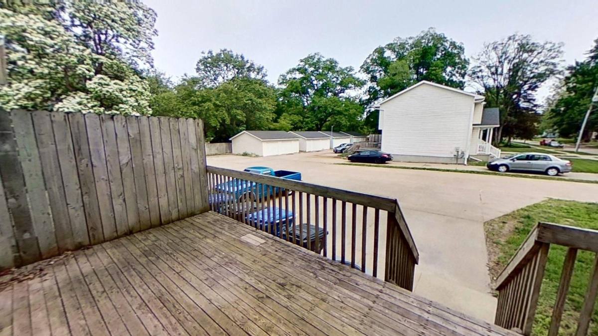 Townhouse for rent at 5101 Hickman Rd, Des Moines, IA 50310