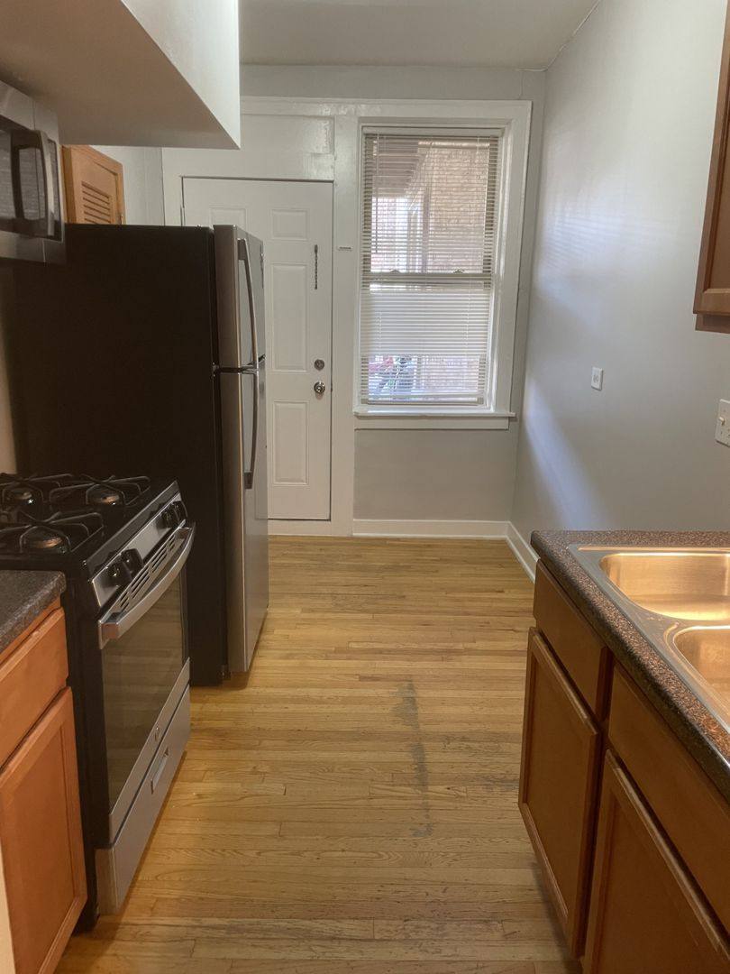 Apartment for rent at 5256 W N, Chicago, IL 60639