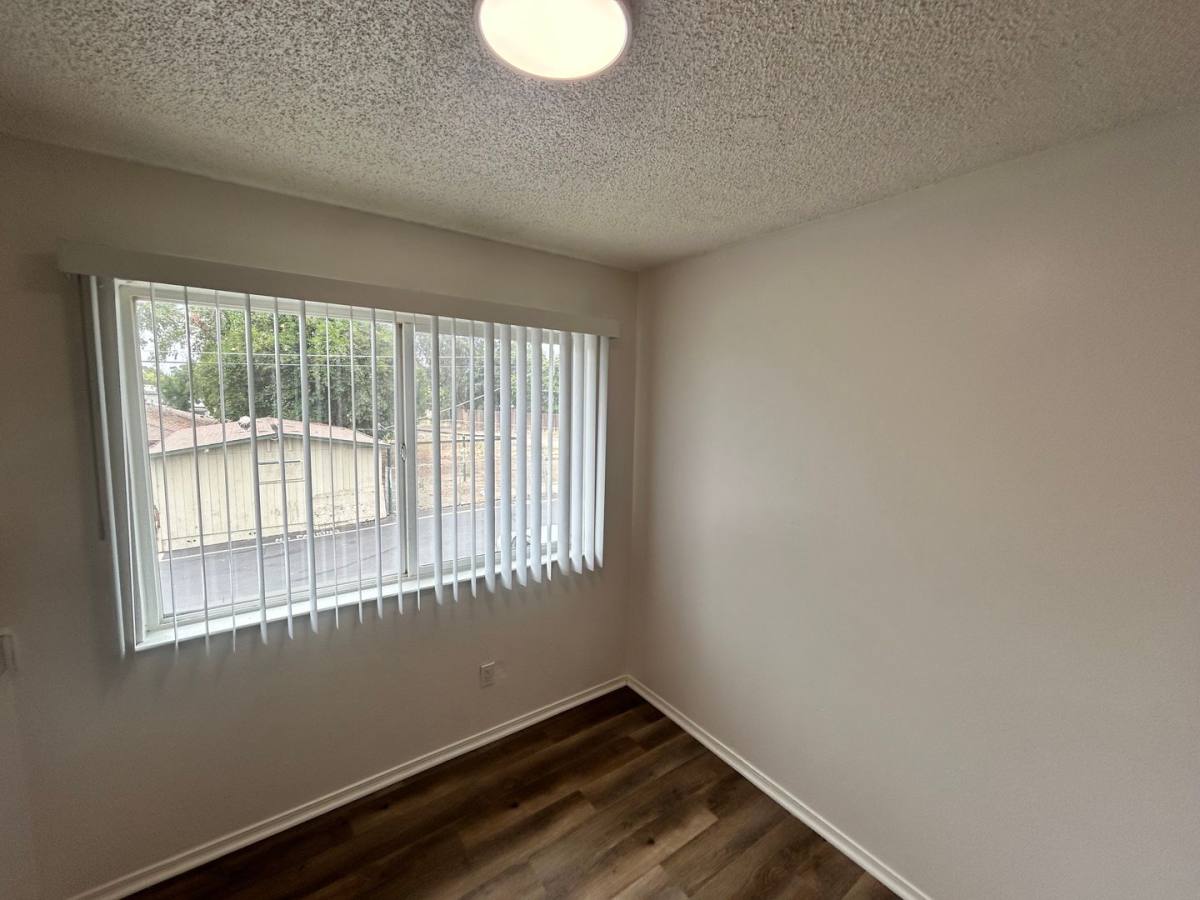 Apartment for rent at 804 Sutter Ave, Modesto, CA 95351