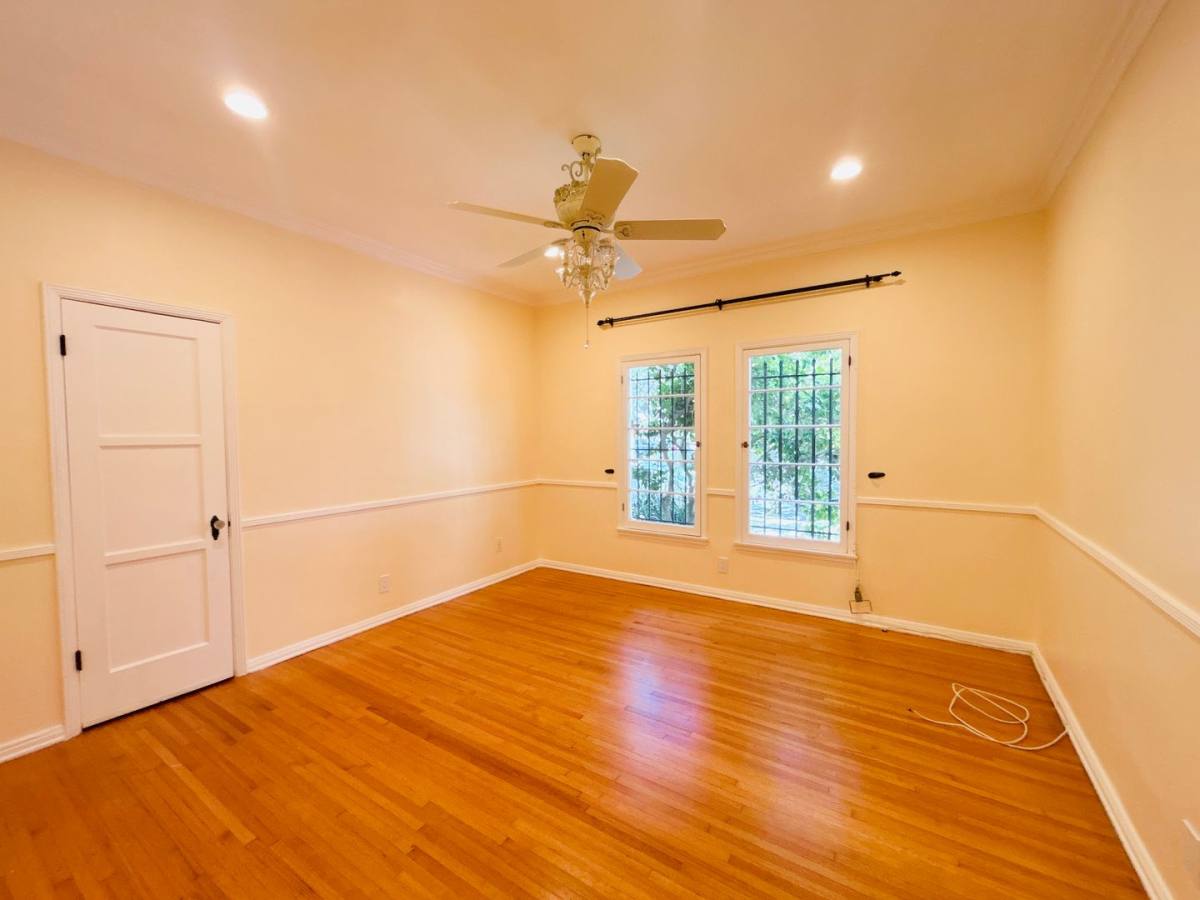 Apartment for rent at 1200 S Alfred St, Los Angeles, CA 90035