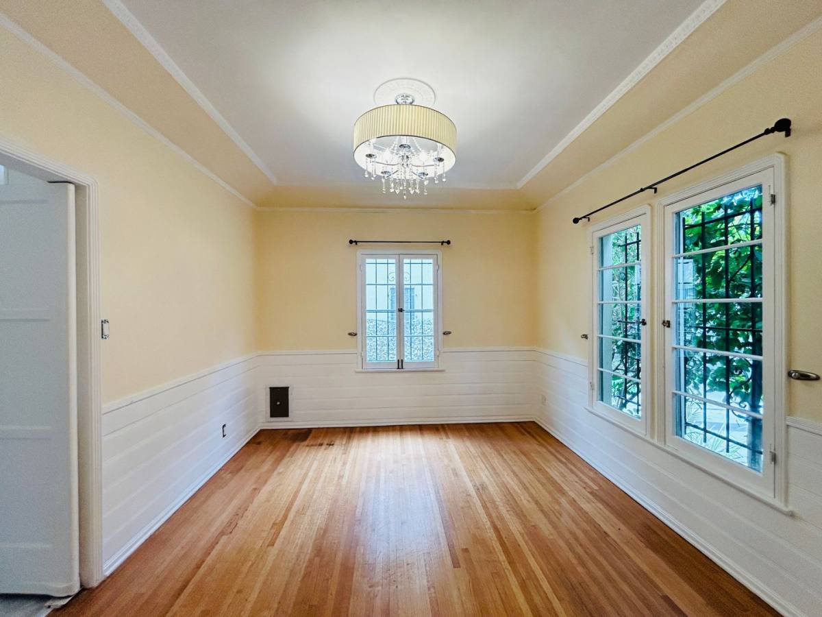 Apartment for rent at 1200 S Alfred St, Los Angeles, CA 90035