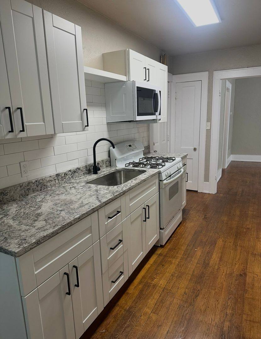 Apartment for rent at 202 E 14th St, Ada, OK 74820