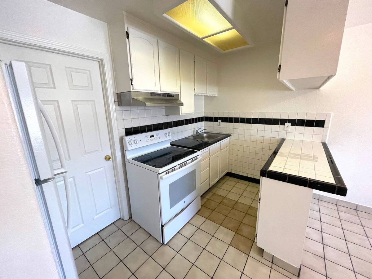 Apartment for rent at 55-57 S 33rd St, San Jose, CA 95116