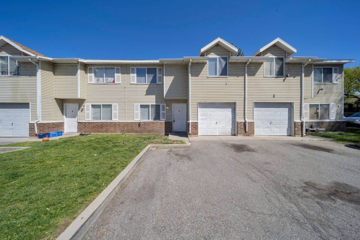 Townhouse for rent at 558 N Redwood Rd, Salt Lake City, UT 84116