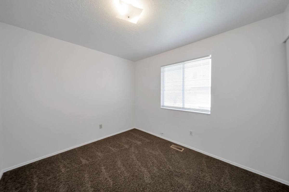 Townhouse for rent at 558 N Redwood Rd, Salt Lake City, UT 84116