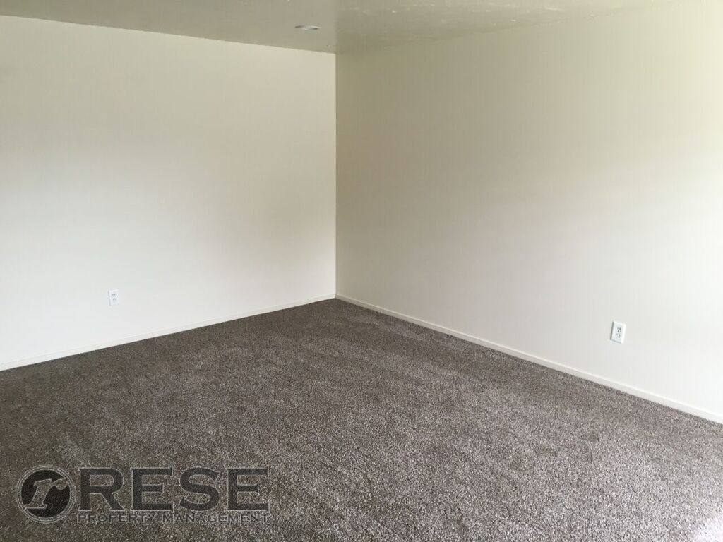 Apartment for rent at 8228 S 1750 W, West Jordan, UT 84084