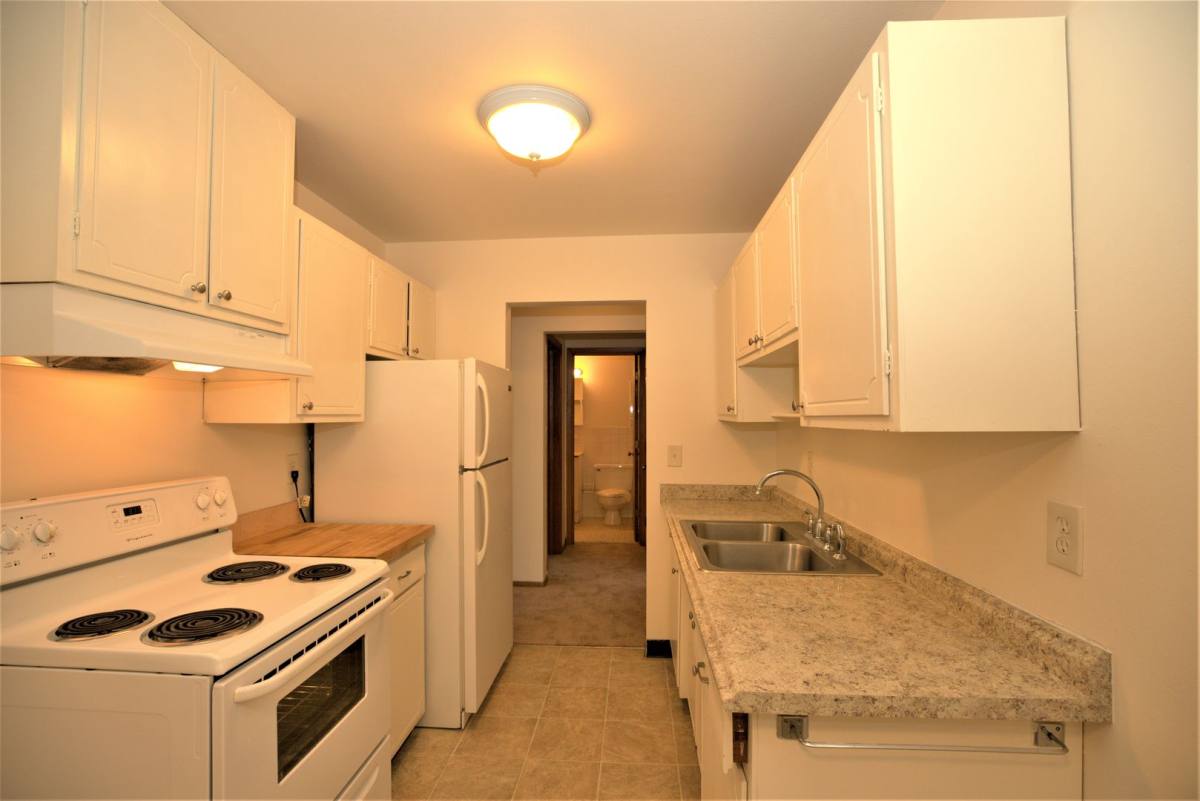 Apartment for rent at 10801 10817 France Ave S, Minneapolis, MN 55431