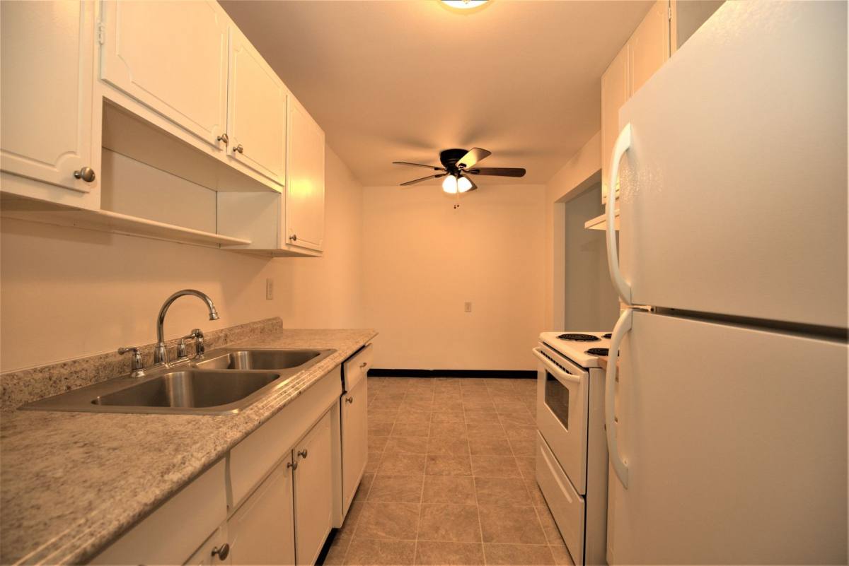 Apartment for rent at 10801 10817 France Ave S, Minneapolis, MN 55431