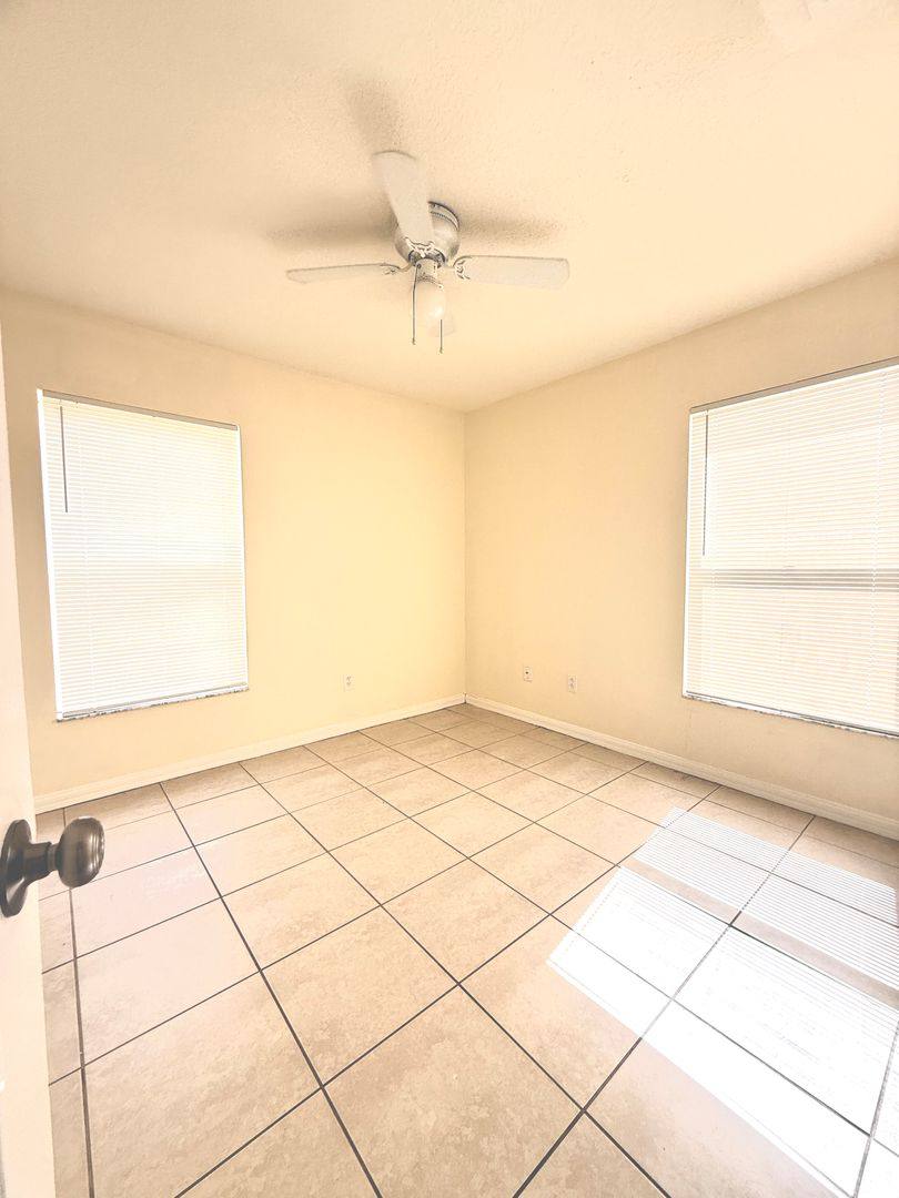House for rent at 1745 8th Ave SW, Vero Beach, FL 32962
