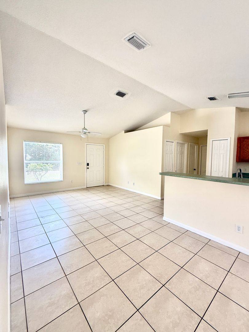 House for rent at 1745 8th Ave SW, Vero Beach, FL 32962