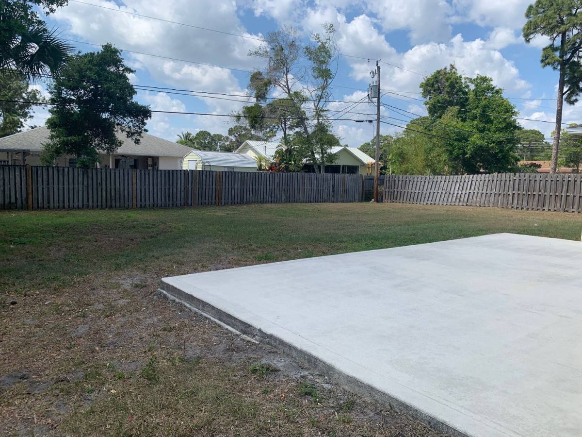 House for rent at 1745 8th Ave SW, Vero Beach, FL 32962