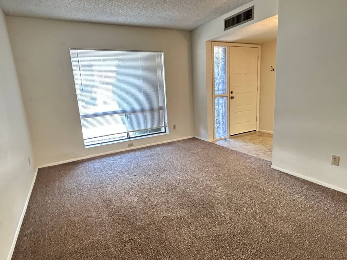 House for rent at 1032 E Villa Maria Dr, Phoenix, AZ 85022