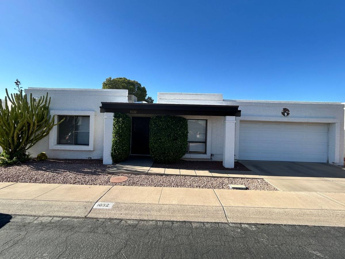 House for rent at 1032 E Villa Maria Dr, Phoenix, AZ 85022