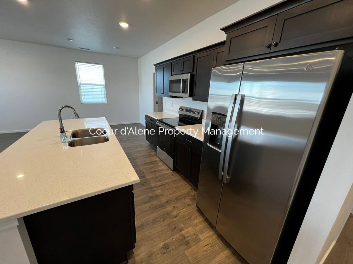 House for rent at 5212 E Aquila Ave, Post Falls, ID 83854