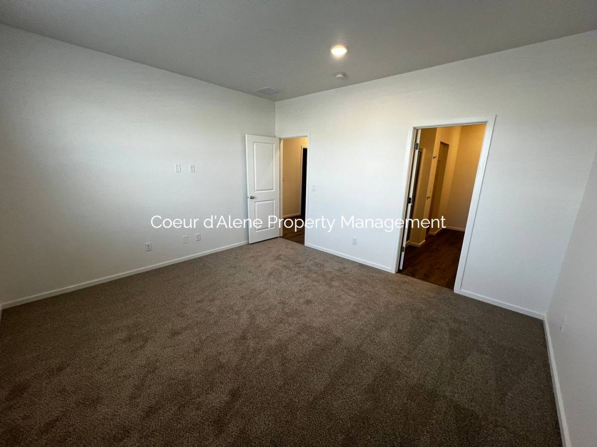 House for rent at 5212 E Aquila Ave, Post Falls, ID 83854